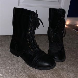 combat boots